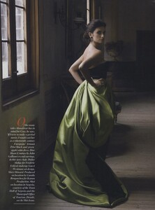 Leibovitz_US_Vogue_December_2007_15.thumb.jpg.c78da02ecb814a3bd60892f7e9b28471.jpg