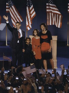 Leibovitz_US_Vogue_January_2009_07.thumb.jpg.fc84625f319680781331604df8cbf4ad.jpg