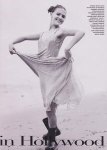 Lolita_Weber_US_Vogue_November_1996_02.thumb.jpg.ff0f0f1d941906ca2c5a06c946b41262.jpg