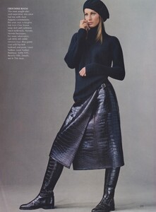 Lounge_Meisel_US_Vogue_August_2000_04.thumb.jpg.31588de139b398d0fee373c2be24121b.jpg
