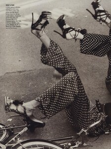 Madcap_Meisel_US_Vogue_February_2009_08.thumb.jpg.acf41ab9de17ea58065dd482f840b4d7.jpg