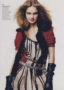 McDean_US_Vogue_August_2003_09.thumb.jpg.7ea76a17c67039d9ab092b0e254015d0.jpg