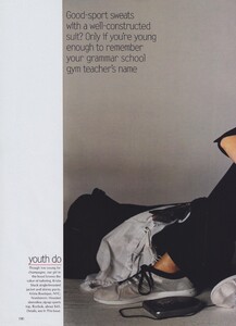 Meisel_US_Vogue_August_2001_07.thumb.jpg.71c752757e85ad9be5eed2b634f97878.jpg