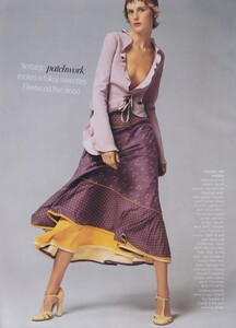 Meisel_US_Vogue_January_2002_16.thumb.jpg.68abd887c0dd93dd45a19f6b5ee8ff9f.jpg