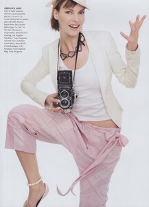 Meisel_US_Vogue_May_2002_09.thumb.jpg.512eb3fc8d0e67b8d2771ccc69eaf4a0.jpg