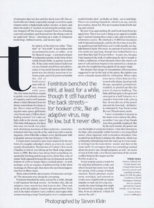 Mini_Klein_US_Vogue_February_2001_02.thumb.jpg.bd7c8bb7ff7a4ca55ead914daf2bbce7.jpg