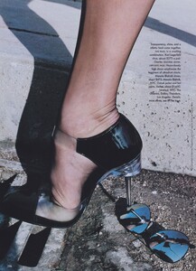 Newton_US_Vogue_February_1995_03.thumb.jpg.a2e60f5db903625067f06953210f598d.jpg