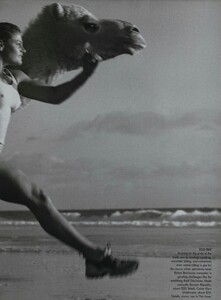Risky_Ritts_US_Vogue_April_1999_06.thumb.jpg.9accae9f5b2ea1446122c2595f39b541.jpg