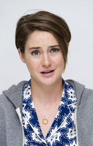 Shailene-Woodley-The-Fault-In-Our-Stars-2014-027.jpg