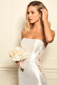 Sherri-Hill-71017-ivory-48756.thumb.jpg.0c40aadd27f5d94a8c08c5b5dc7889cf.jpg