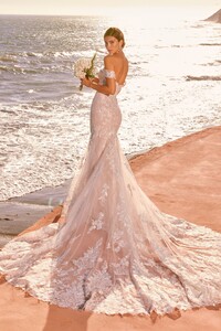 Sherri-Hill-71024-ivory-nude-48701.thumb.jpg.33fa4212f6db1d40ea0911b8e2e7f506.jpg