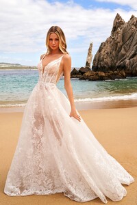 Sherri-Hill-71042-ivory-49360.thumb.jpg.50c698f695bb5d7e864c171e9ad1b64d.jpg