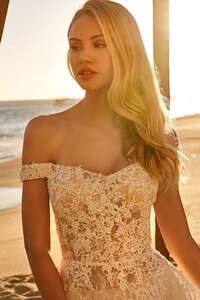 Sherri-Hill-71063-ivory-49309.thumb.jpg.5b4d0206b9f7dcd4c12ea5883897db83.jpg