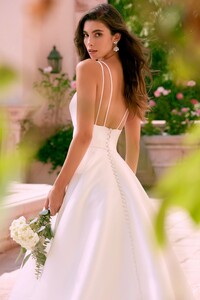 Sherri-Hill-71079-ivory-48941.thumb.jpg.5d12d1dada4cee388ae1577eae1a57a0.jpg