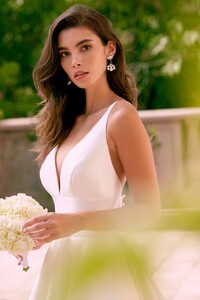Sherri-Hill-71079-ivory-48943.thumb.jpg.c2c9be27f781ff66d8c56aa7fa92fa38.jpg