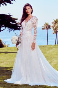 Sherri-Hill-71097-ivory-48929.thumb.jpg.6d5ba72e06fc35e3ed2b12a9f69e2d58.jpg