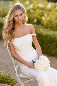 Sherri-Hill-71102-ivory-49263.thumb.jpg.b99caf9353b93cebc3940944cfec0811.jpg