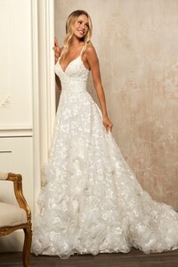 Sherri-Hill-81081-ivory-48910.thumb.jpg.c11b12211548d7f326bd6da3f60b5eab.jpg