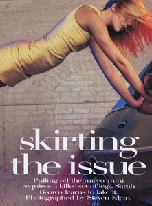 Skirting_Klein_US_Vogue_February_2001_02.thumb.jpg.e448379fcf84952f2d5fe8ad8b073f94.jpg