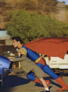 Supermom_Testino_US_Vogue_January_2009_10.thumb.jpg.483ba63d384fd44fcac2ea8e77320ff6.jpg