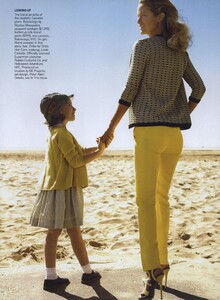 Supermom_Testino_US_Vogue_January_2009_12.thumb.jpg.c48d561aaad3a91f248b9098ac3dd3c6.jpg