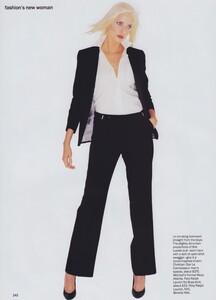 Teller_US_Vogue_May_1994_08.thumb.jpg.6c7fb1f181b053f4ea6cd0d832499081.jpg
