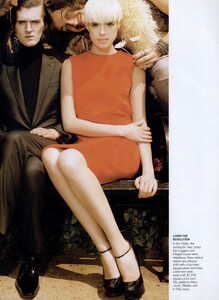 Testino_US_Vogue_July_2008_04.thumb.jpg.1fb8029d6d359b6dd3bfa797ff80b4a6.jpg