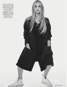 Vogue_1-2.21-15-min.jpg