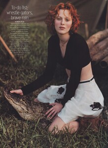 Weber_US_Vogue_June_2001_04.thumb.jpg.e30b1e7941dd358234e71dd898d0e25d.jpg