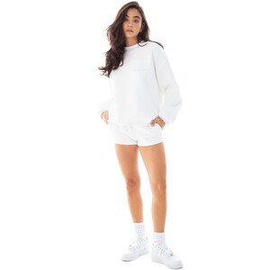 are-you-am-i_christina_dewe-sweatshort_white--2_2000x.jpg