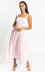 cariemididressinpink_77.jpg