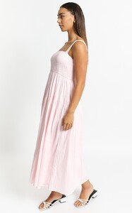 cariemididressinpink_78.jpg