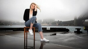 elizabeth-debicki-16.jpg