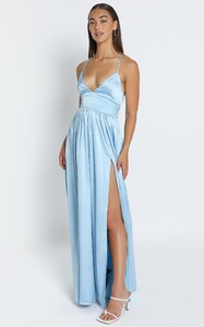 iwanttheworldtoknowdressinlightblue4.jpg