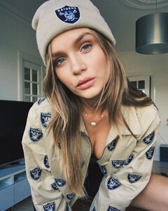 josephineskriver_129773201_498401434455984_4338647628918780681_n.jpg