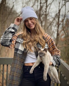 josephineskriver_131943763488049335497737373141393611756658n.jpg