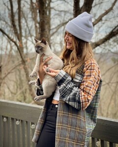josephineskriver_1321138122511365264334592597514372189717278n.jpg