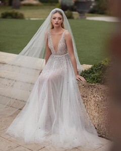 julievinobridal_130941319_1102348726869922_7851344918065404359_n.jpg