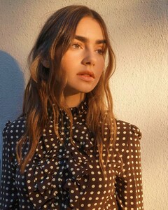 lily-collins-photoshoot-december-2020-2.jpg