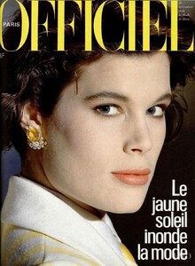 lofficiel-france-1984-april-00-fullsize.thumb.jpg.9a37f6b0fc41d147d439ac9fc5f561f4.jpg