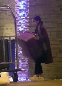 lucy-hale-and-austin-stowell-checking-out-of-a-hotel-in-new-york-12-2020-5.jpg