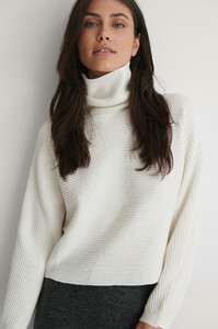 mango_caravan_sweater_1587-001725-0140_01-1.jpg