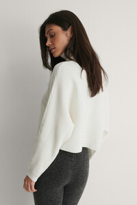 mango_caravan_sweater_1587-001725-0140_02-1.jpg