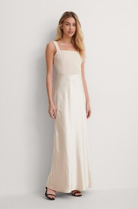 mathilde_goehler_square_neck_maxi_dress_1658-000042-0021_01c.thumb.jpg.426cc8b52e32b80b117219375fec7cc8.jpg