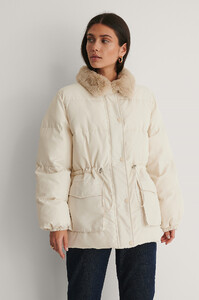 nakd_drawsting_faux_fur_jacket_1100-003607-0342_02a.jpg