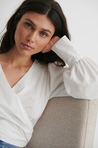 nakd_overlap_cotton_blouse_1100-003699-0001_06a.jpg