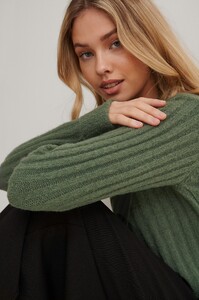 nakd_rib_fluffy_knitted_sweater-1628-000089-0086_06.thumb.jpg.d3b7d895717e1d8263c44ea0619be8a4.jpg