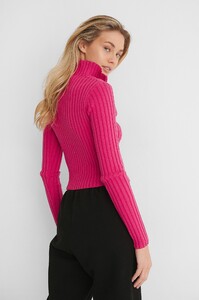 nakd_ribbed_high_neck_zipped_knitted_sweater_1100-003718-0448_02b.thumb.jpg.7cfcd9e8b5b3816fabb195f6aee76a79.jpg