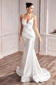 odette-gown-off-white-1__31017.1607378272.jpg