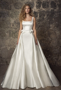 pnina-tornai-sleeveless-satin-square-neck-mermaid-wedding-dress-with-pearl-belt-and-overskirt-48000009-1.jpg
